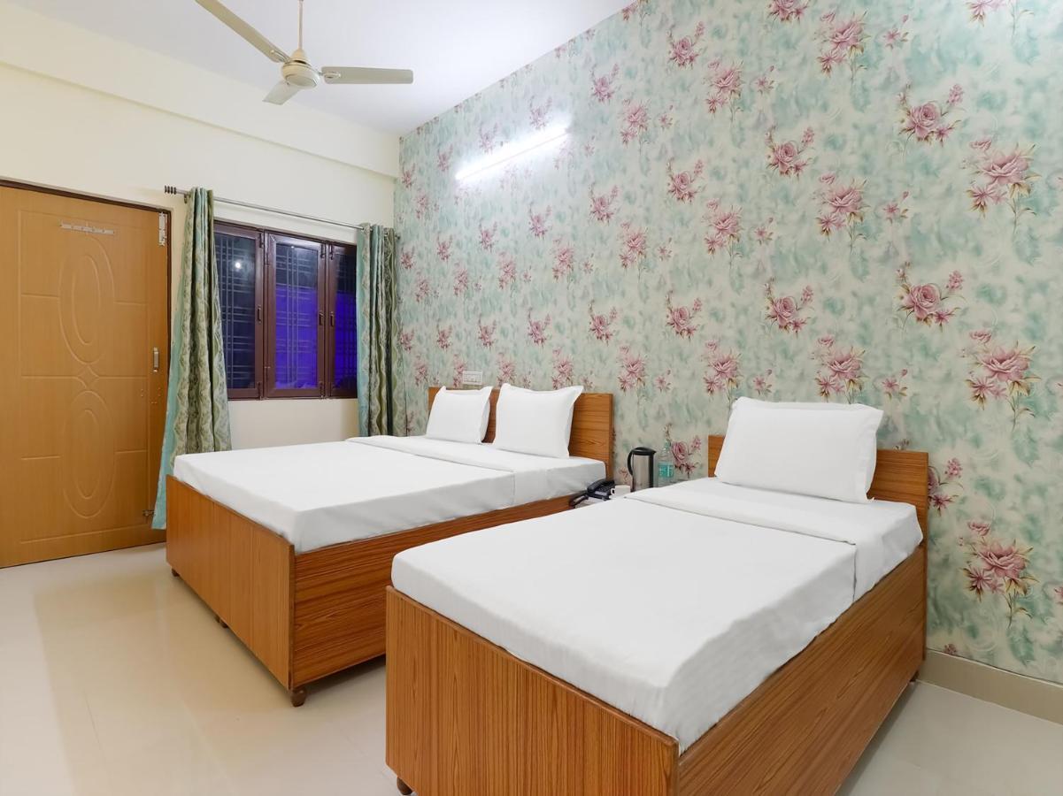 Oyo 84661 Lakshmi Home Stay Jhājra 외부 사진