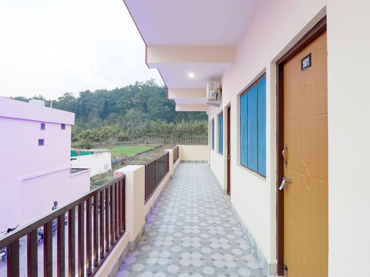 Oyo 84661 Lakshmi Home Stay Jhājra 외부 사진