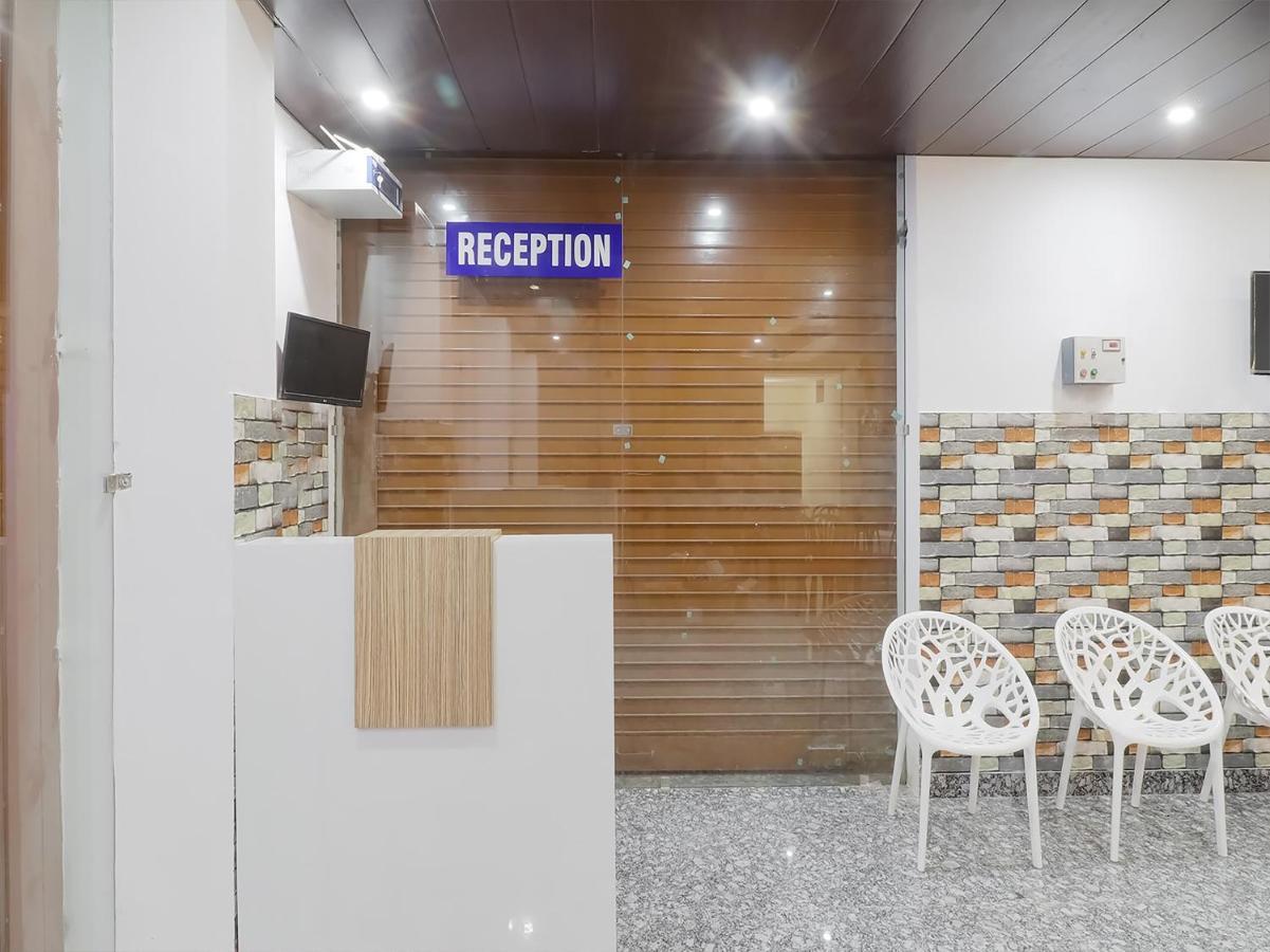 Oyo 84661 Lakshmi Home Stay Jhājra 외부 사진